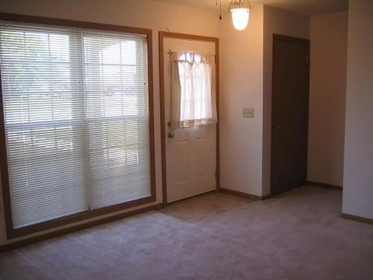 undefined apartments for rent - image - 265fc66f0e4d6800abf146c15ac6d85b-uncropped_scaled_within_1536_1152.webp - 2